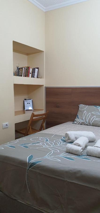 Alle'S M Shyri Studio Apartment Тирана Екстериор снимка